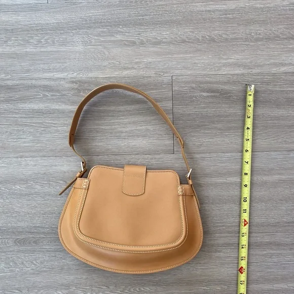 *NEW* Tod’s leather handbag - Picture 11 of 14